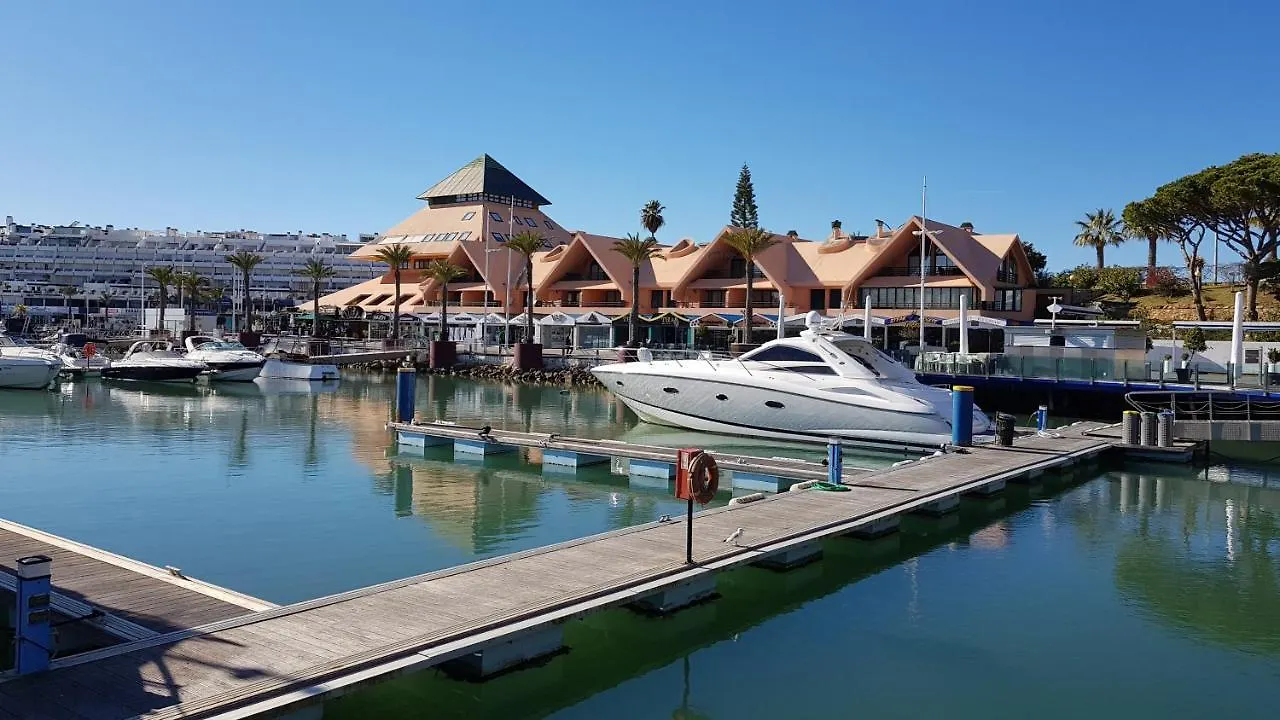 Praia Village, 3Br 3Ba Apartment In Vilamoura