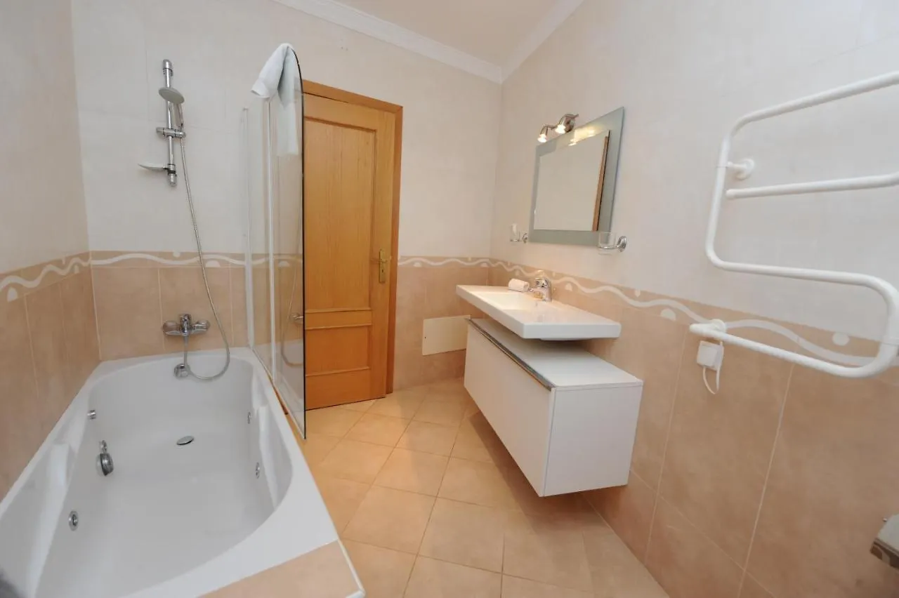 Praia Village, 3Br 3Ba Apartment In Vilamoura