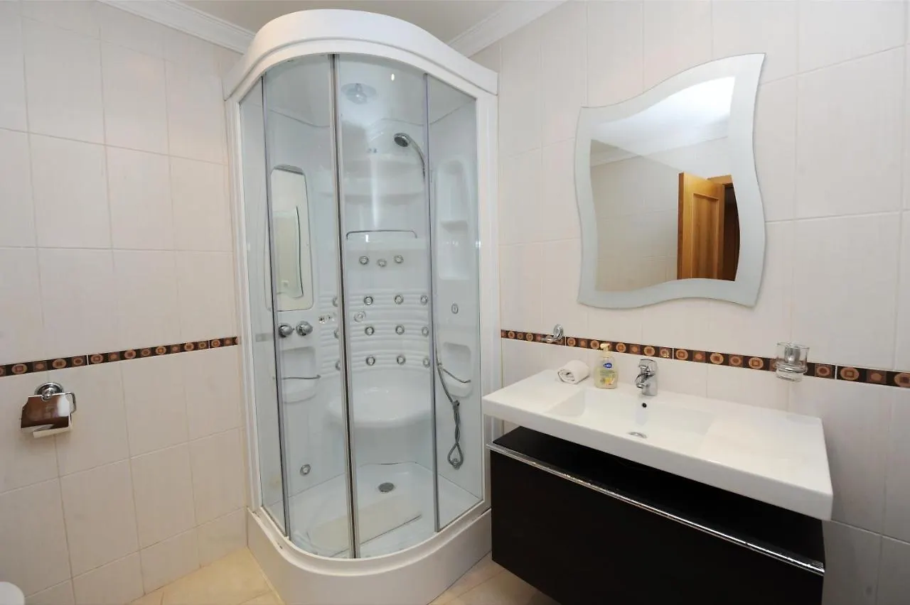 Praia Village, 3Br 3Ba Apartment In Vilamoura